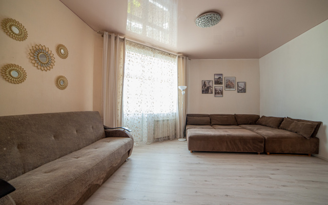 Апартаменты Вайнера 60