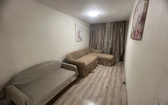 2-Komnatnye Cherez Dorogu ot Avtovokzala! Apartment