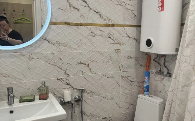 Komfort na prospekte Yamasheva 35 Apartments