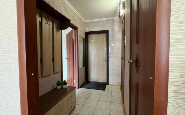 Na Ulitse 50 Let Oktyabrya 74 Flat