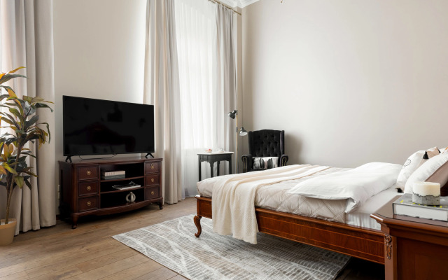 Nikitskiy Bulvar 7b Apartments