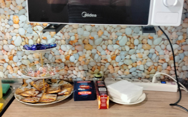 Квартира Двухкомнатная 6-й микрорайон