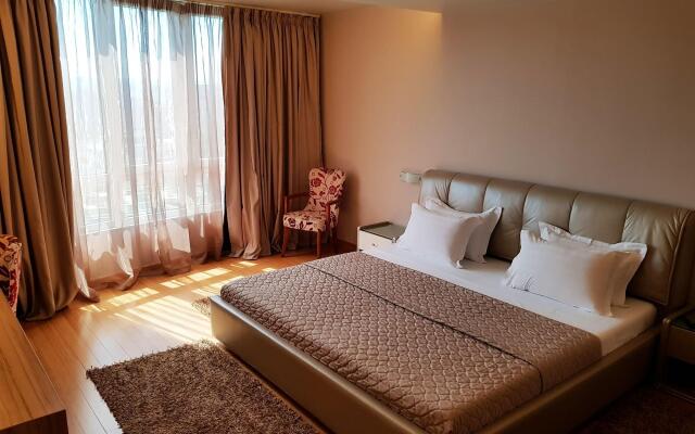 Sky Hotel