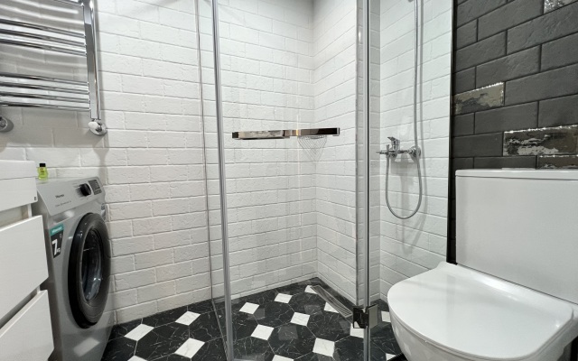 Tiny Modern Home In 1st Floor, Saryan Apartments