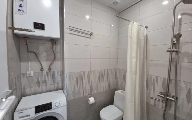 Studiya S Basseynom Zhk Morskoy Kvartal Flat
