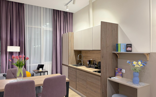 InSochi v samom centre Sochi na Navaginskoj N363 Apartments