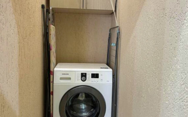 Na Prospekte Kirova Flat