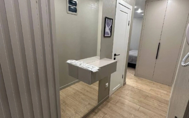 Krasivaya Studiya V Tsentre Flat