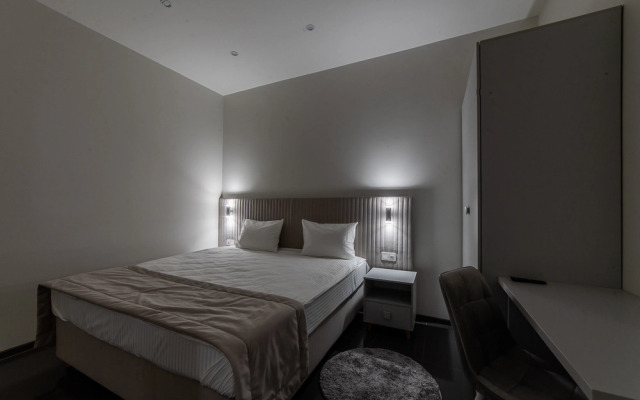 Апартаменты на Коммуны 2