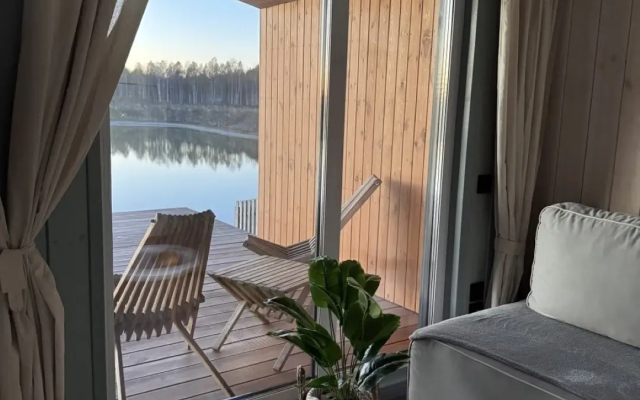 Частный дом у Озеро  с Кедровой Баней