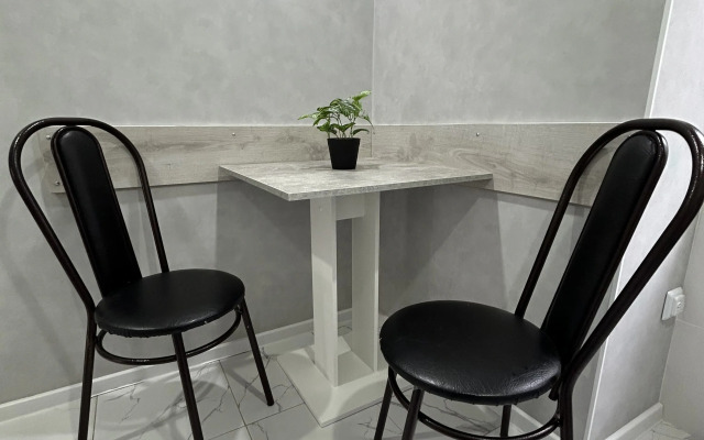 Na Nadrechnom pereulke 7 Flat