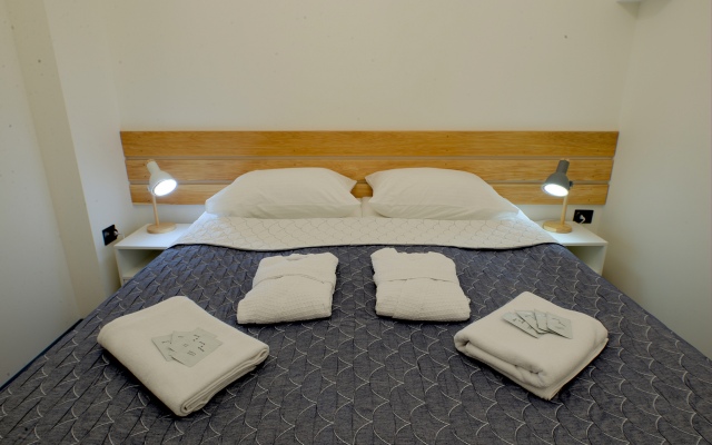 Dvenadtsat Mini Hotel