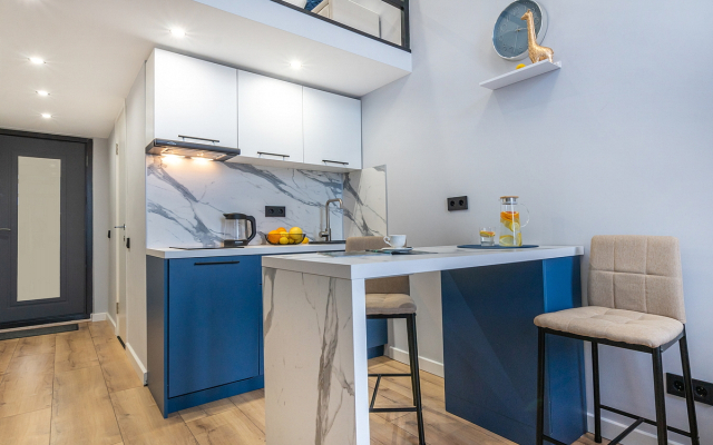 Apartments Queenstay Gold Femili Na Voykovskoy
