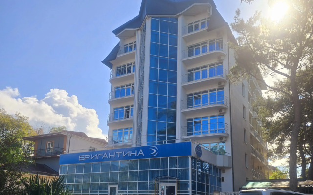 Отель Бригантина