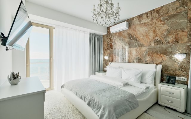 Sereniti Premium Apartment Hotel
