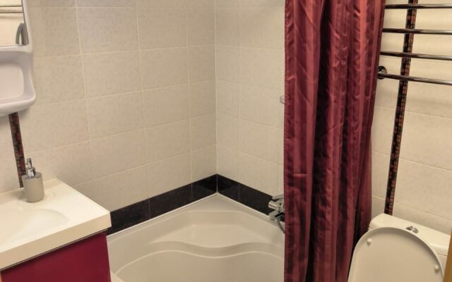 Yevro-apartamenty Lora Home na Yuzhnoy Apartments