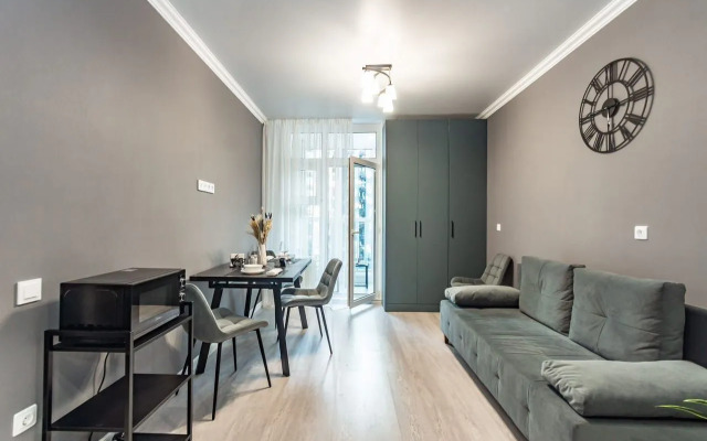 Na Borisa Slyusarya Flat