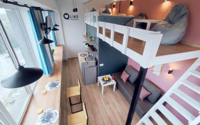 Like 914-3 Apartment