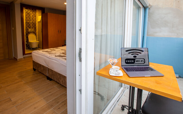 Pera Sultan Suite Hotel