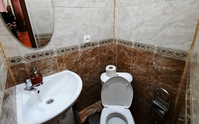 Uyut Guest House