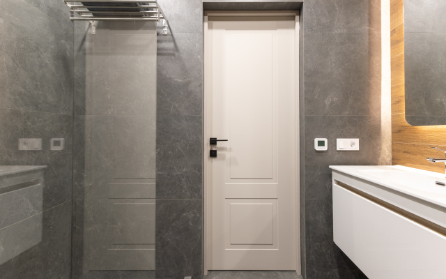 Апартаменты трехкомнатные с дизайнерским ремонтом