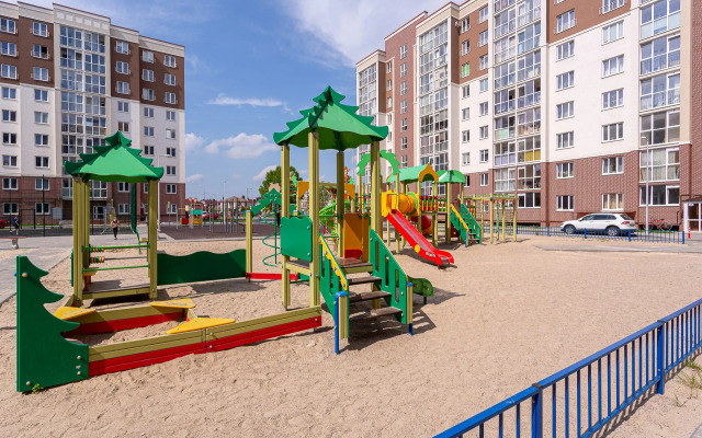 Apartwhite Flat