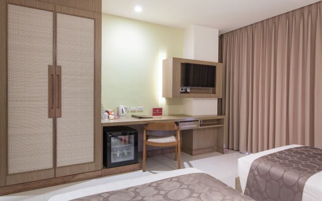 Отель ZEN Premium Marlin Plaza Patong