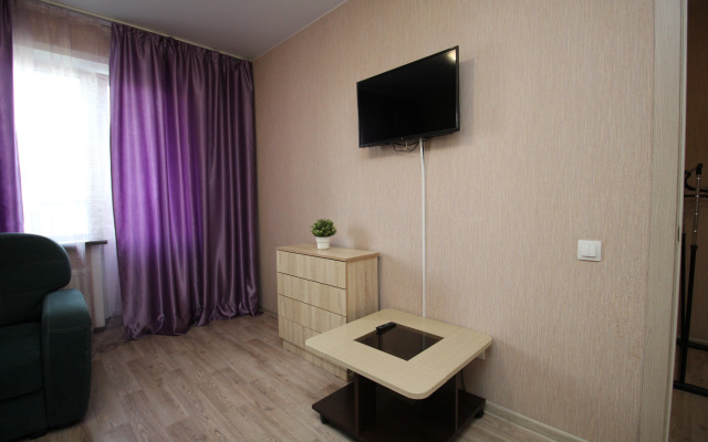 Uyutnaya studiya na Titova 255/2 Flat