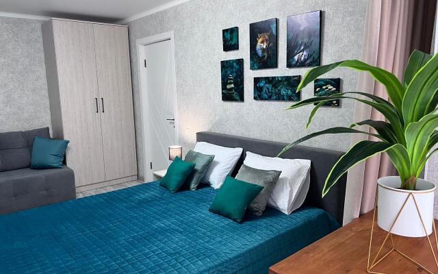 Novye Galaapart u Parka Pobedy Apartments