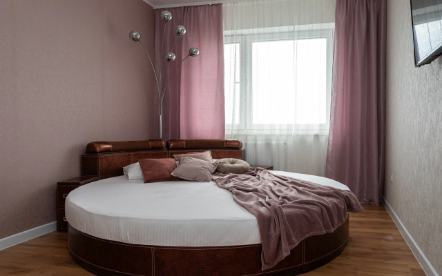 V Istoricheskom Tsentre Kupfertaykh Flat