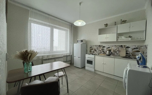 2-komnatnaya Ryadom Sk Olimpiyskiy Flat