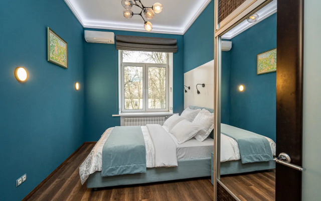 Апартаменты Трехкомнатная квартира возле парка Горького