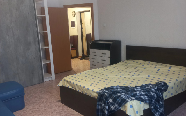 Апартаменты возле ТЦ Планета с 5 кроватями