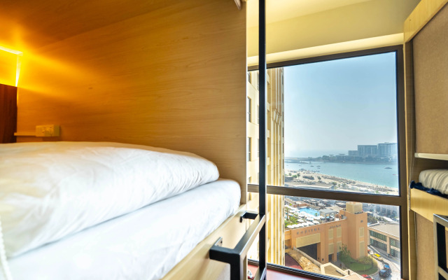 Boris Capsule JBR Hostel