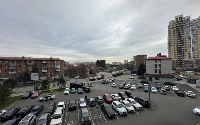 Квартира КакДома Колхозная 5/2-183 в центре города