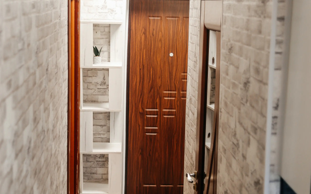 Na Prospekte 50 Let Oktyabrya Flat