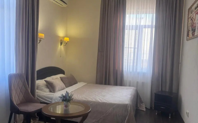 Отель Романтик