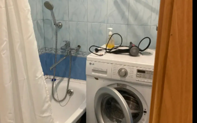 Na Ulitse Putevaya 8b Flat