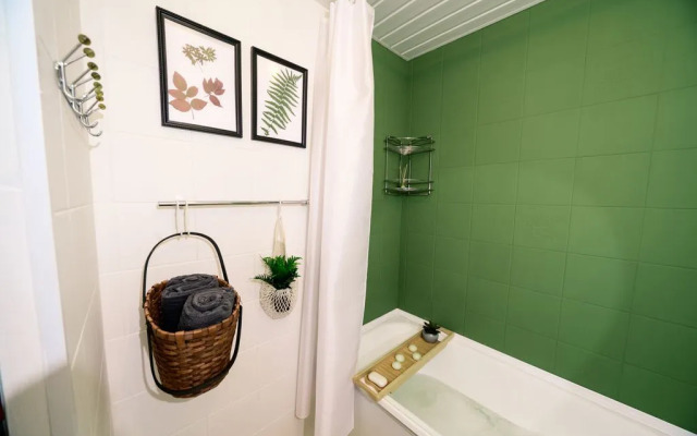 Flat  on Dobrolyubova 1