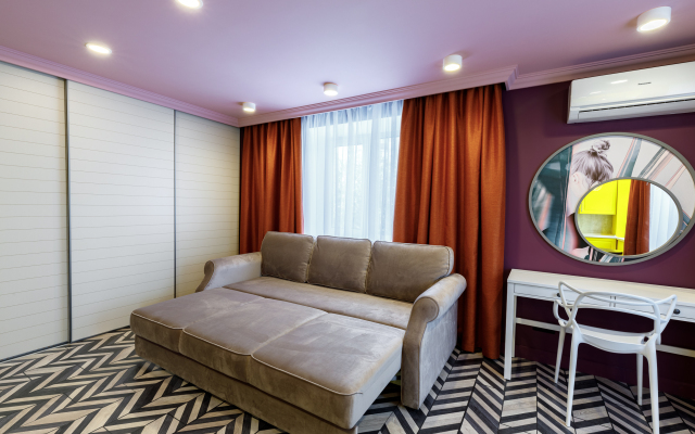 Na Sofi Perovskoy Flat