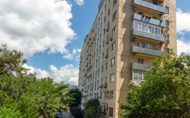 Na Ulitse Polevaya 45 Flat