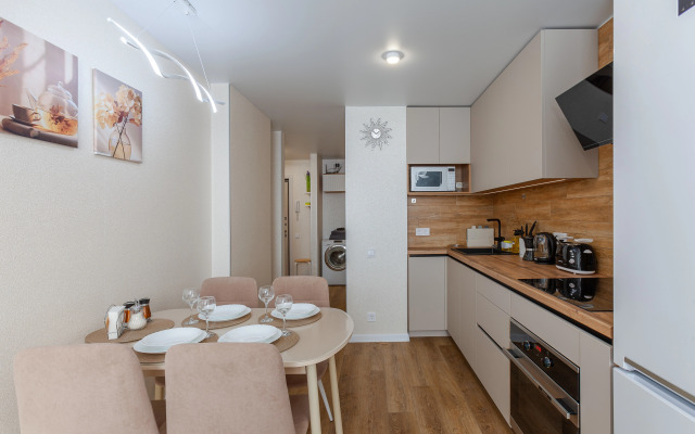 Квартира Гармония Уютная в Центре Города с Отдельной Спальней