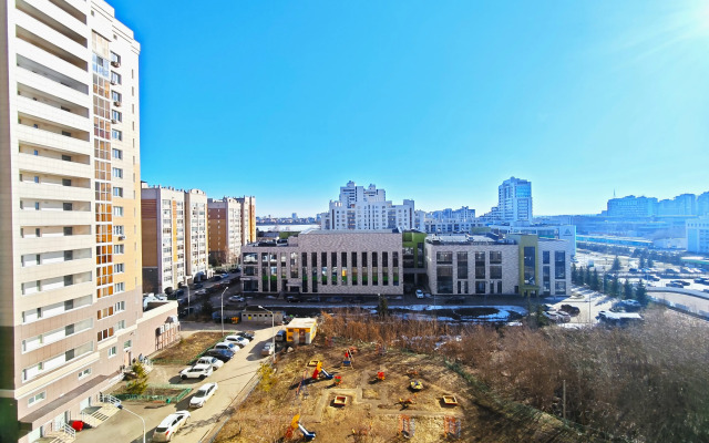 Odnushka U Metro Kozyya Sloboda Apartments