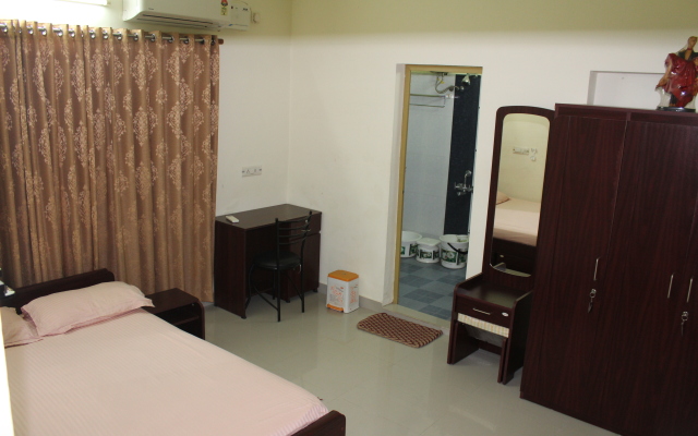 Апартаменты Paradise Inn Kochi