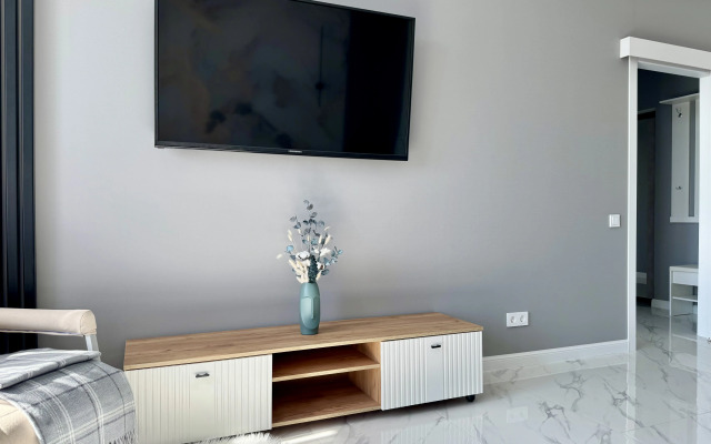 2-k, m.Botanicheskiy sad Flat