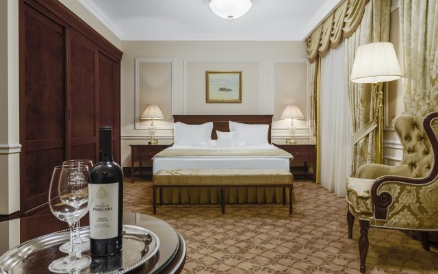 Nobil Luxury Boutique Hotel