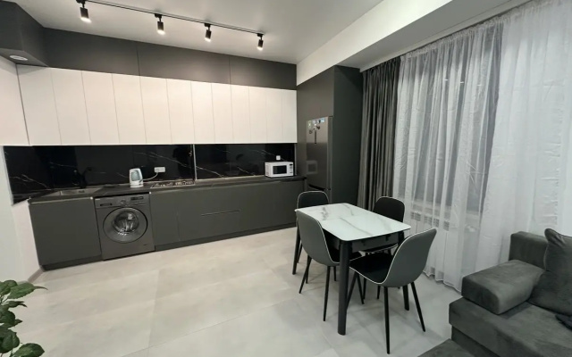 Квартира White 47