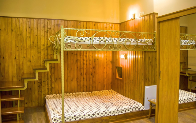 Квартира люкс в парке напротив "Центральной нарзанной галереи"