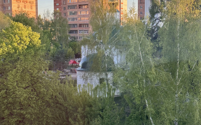 S Vidom Na Voznesenskiy Khram Flat