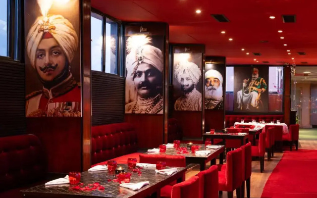 Отель Les Jardins De La Koutoubia